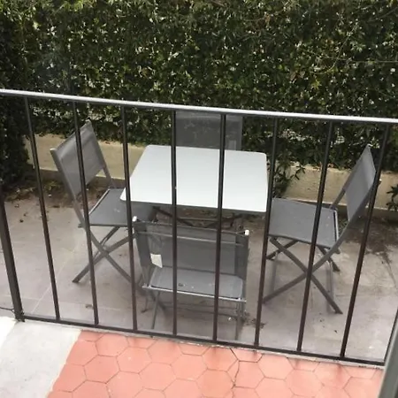 Apartment Les Trois Mai