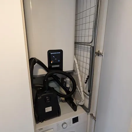 Les Trois Mai カンヌ