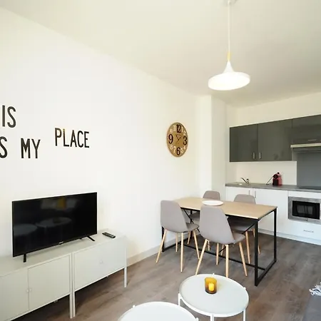 Les Trois Mai דירה קאן